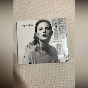 TAYLOR SWIFT REPUTATION CD WITH CARDBOARD SLEEVE